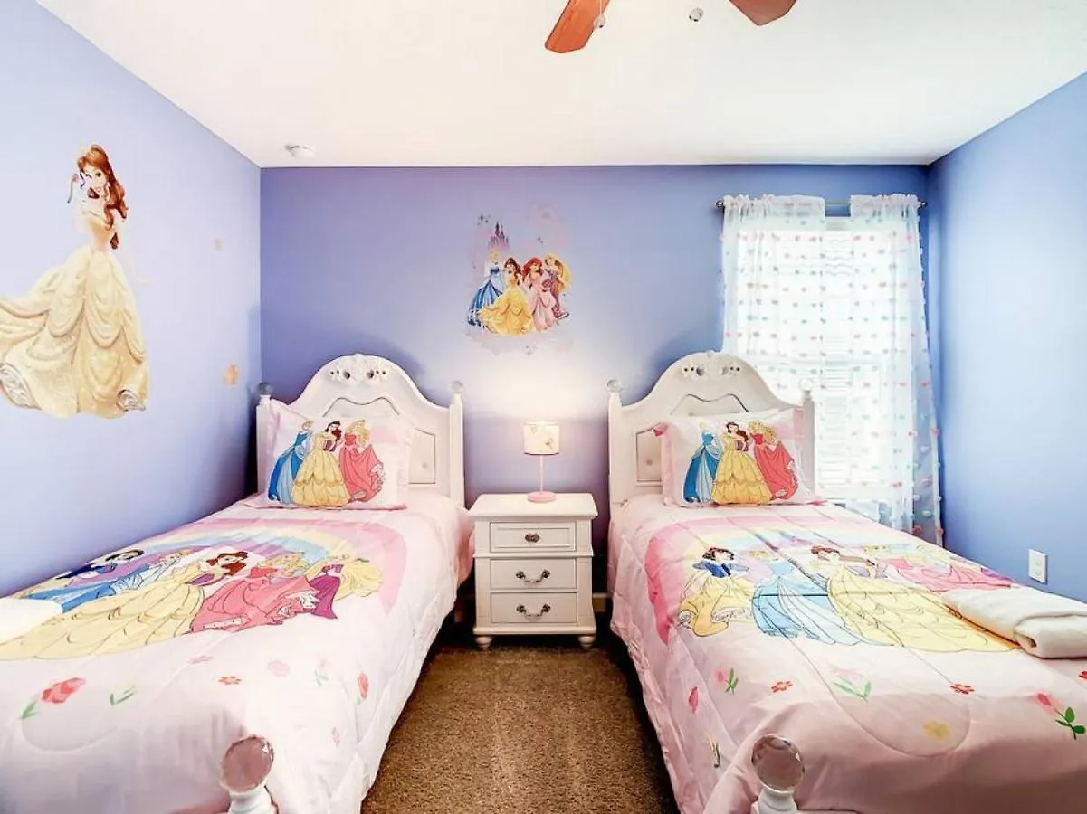 Hébergement de vacances 8Br Family Resort Pvt Pool Bbq Davenport